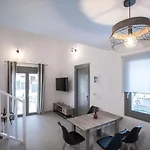 Maisonettes Semesterbostad Amarynthos